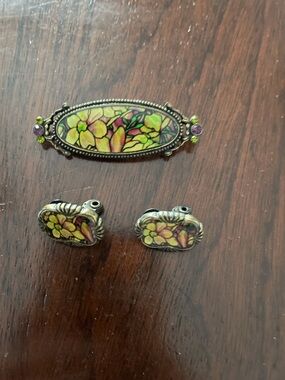 Floral Enamel Yellow-Green Vintage Style Brooch and Earrings Set